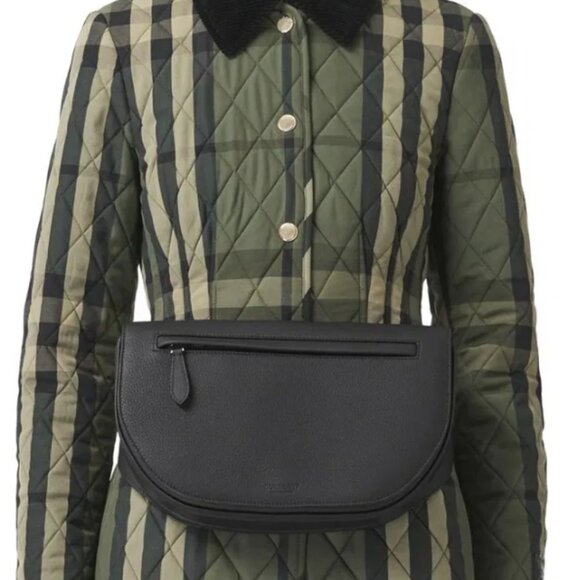 Buberry Bum/Sling Bag "LIKE NEW" - Picture 16 of 16